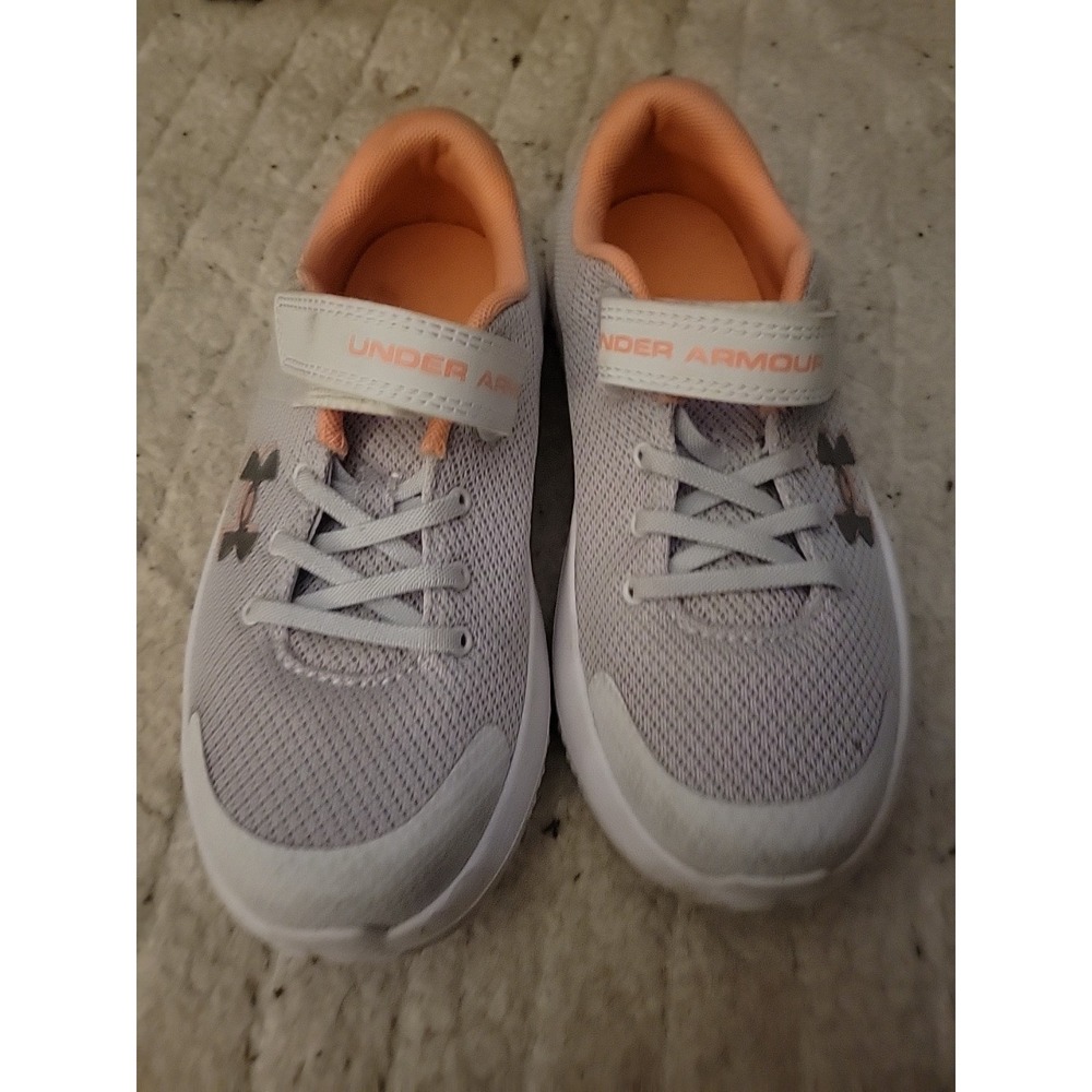 Under Armour Blur Smoke Womans Señf‎ Sealing Size 25y 3027 109-102